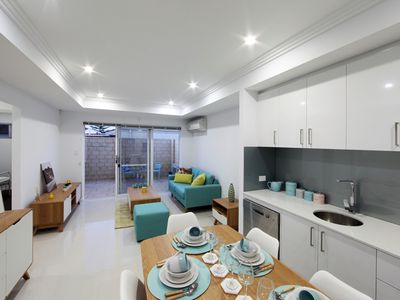 2/7 Swanston Street, Yokine