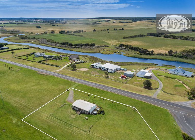 8095 Princes Highway, Narrawong