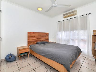 1 / 80 Forrest Parade, Bakewell