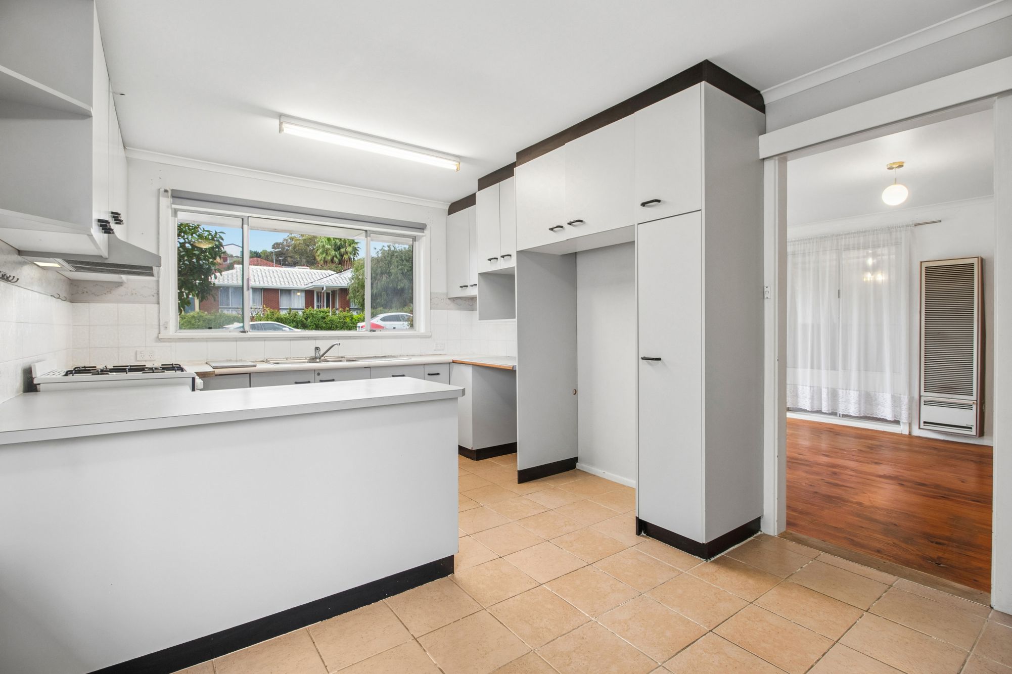 5 Sovereign Street, Hallett Cove