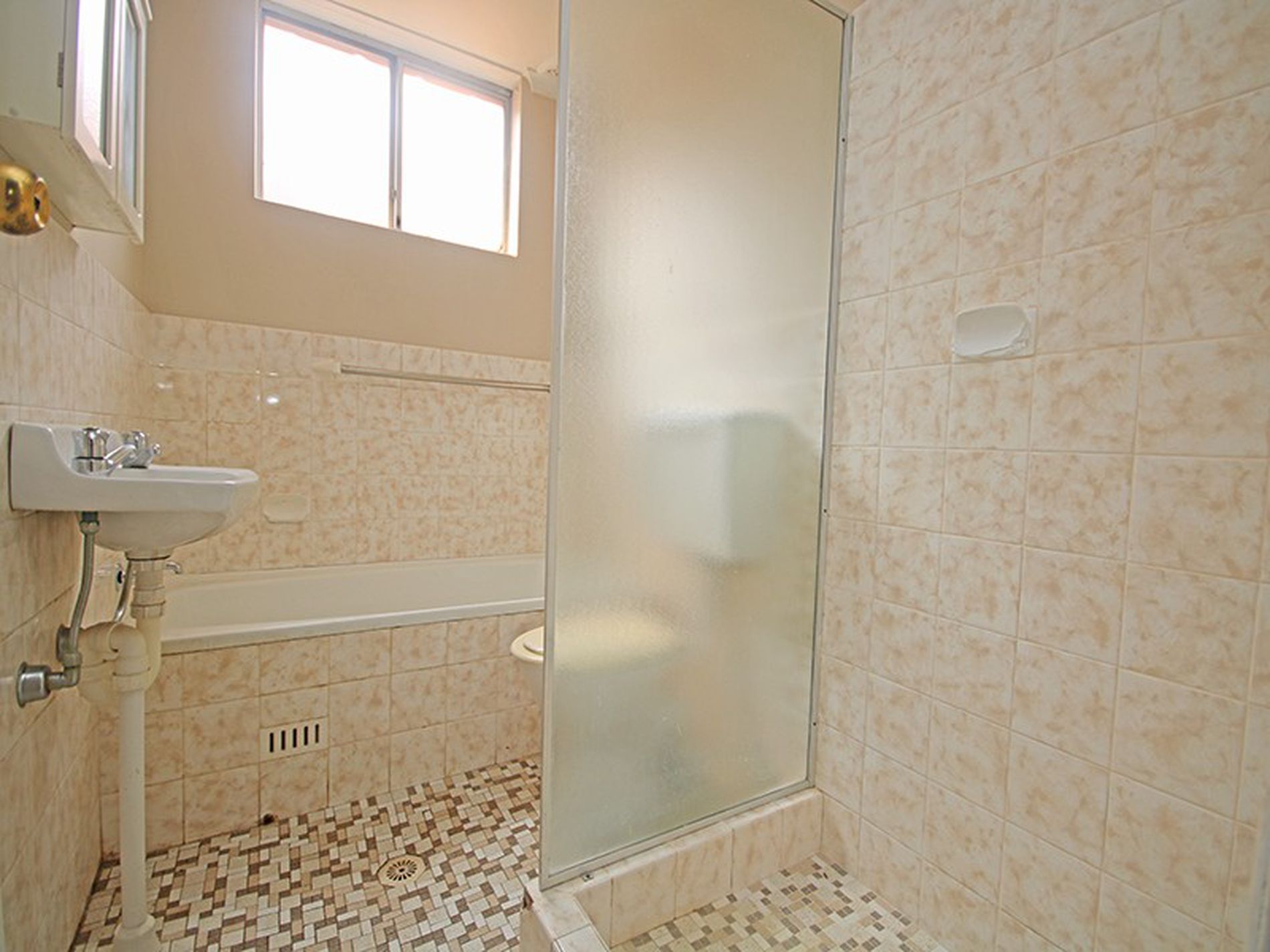 1 / 16 McCourt Street, Wiley Park