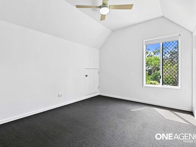 21  Jennylee Close, Urangan