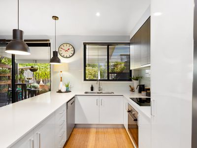 10 / 8 Clive Street, Annerley