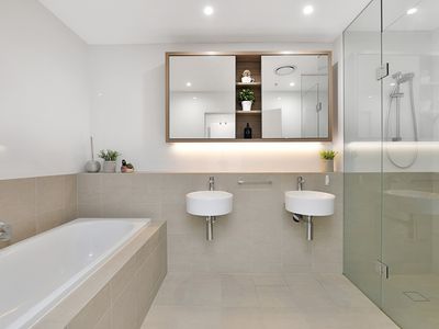 211 / 1 Cullen Close, Forest Lodge