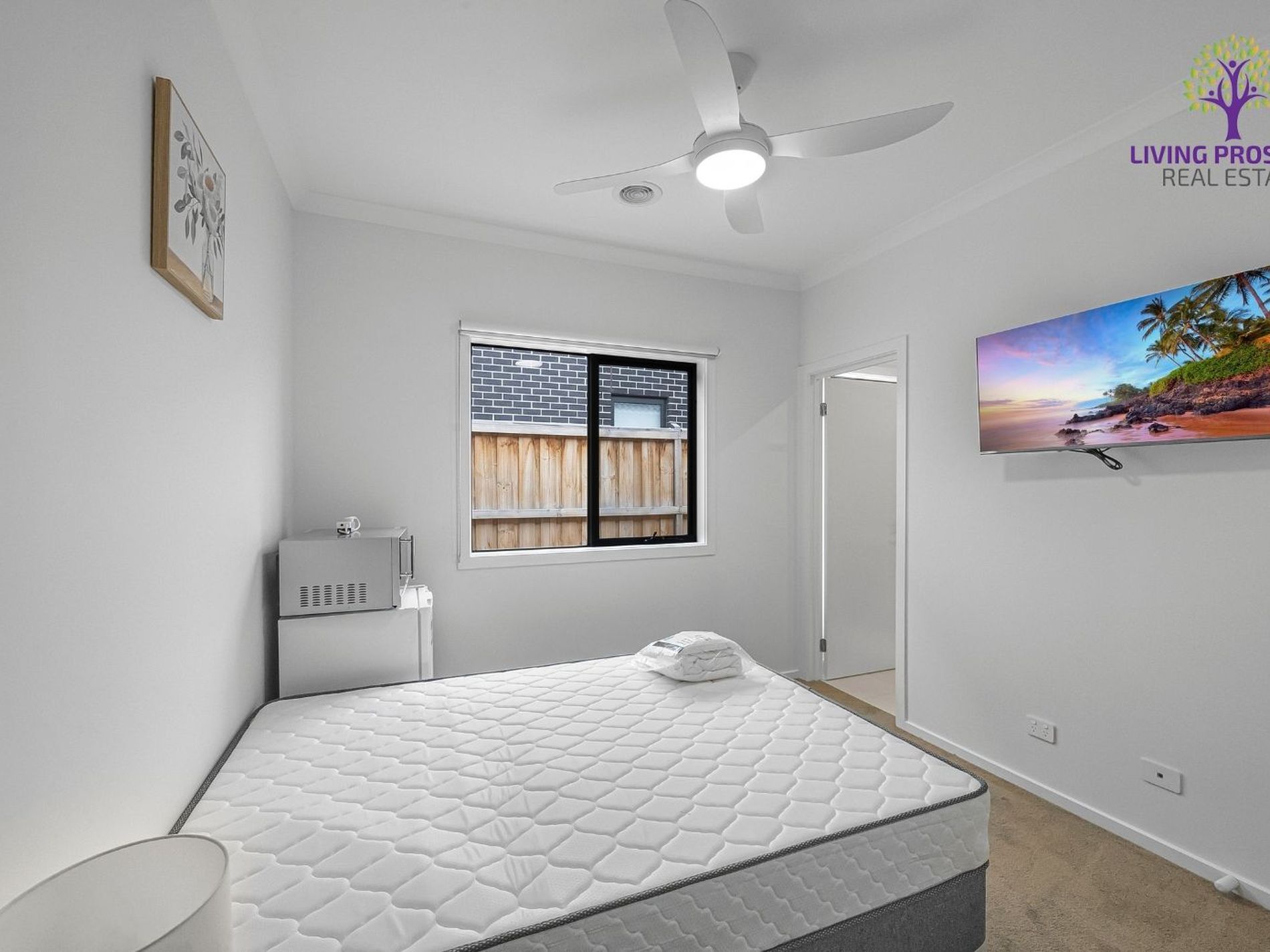 11 Art Deco Drive, Deanside