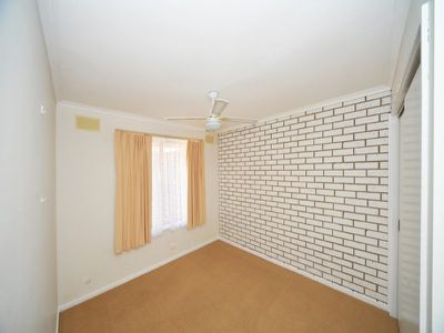 2 / 6 Cockerell Court, Kennington
