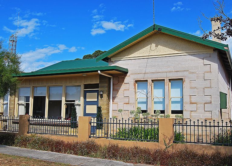 4 Market Court, Portland