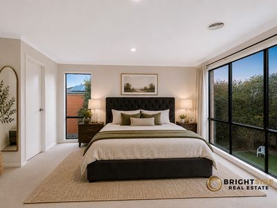 13 Hunt Club Road, Narre Warren South