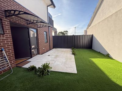 1 / 7 Swanston Street, Heidelberg Heights