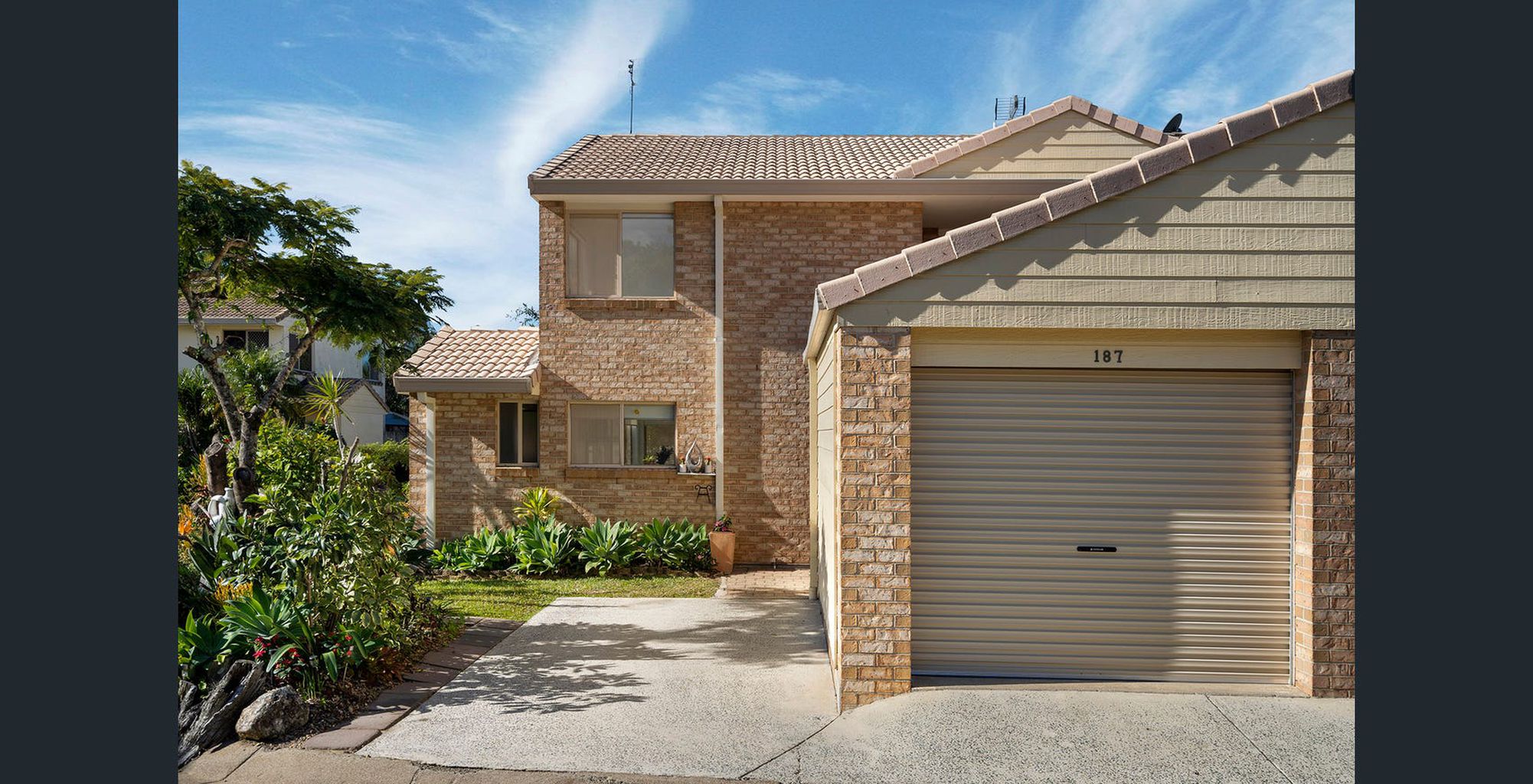 187 / 641 Pine Ridge Road, Biggera Waters