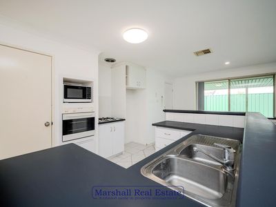 17 Griffiths Road, Sinagra