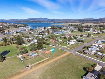 16 Henry Street, Triabunna