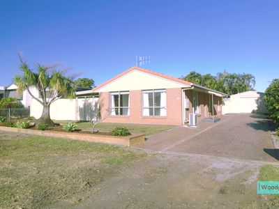 16 KOOKABURRA WAY, Woodgate