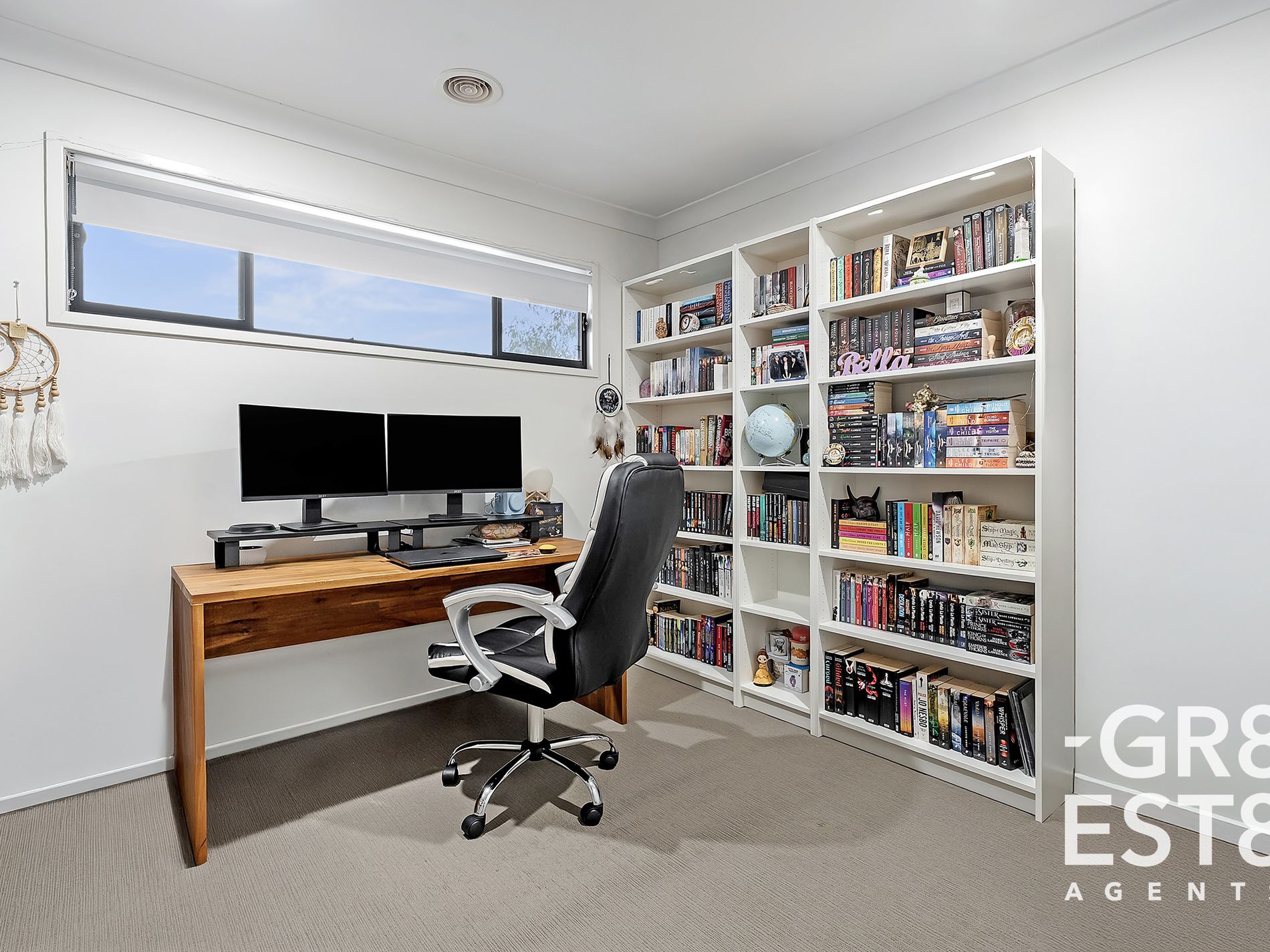2 Nebula Lane, Cranbourne East