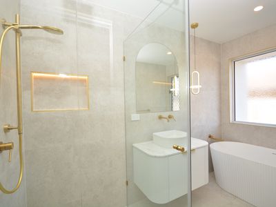 85 Sunview Road, Springfield