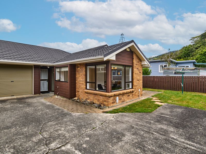 219C Main Road, Tawa