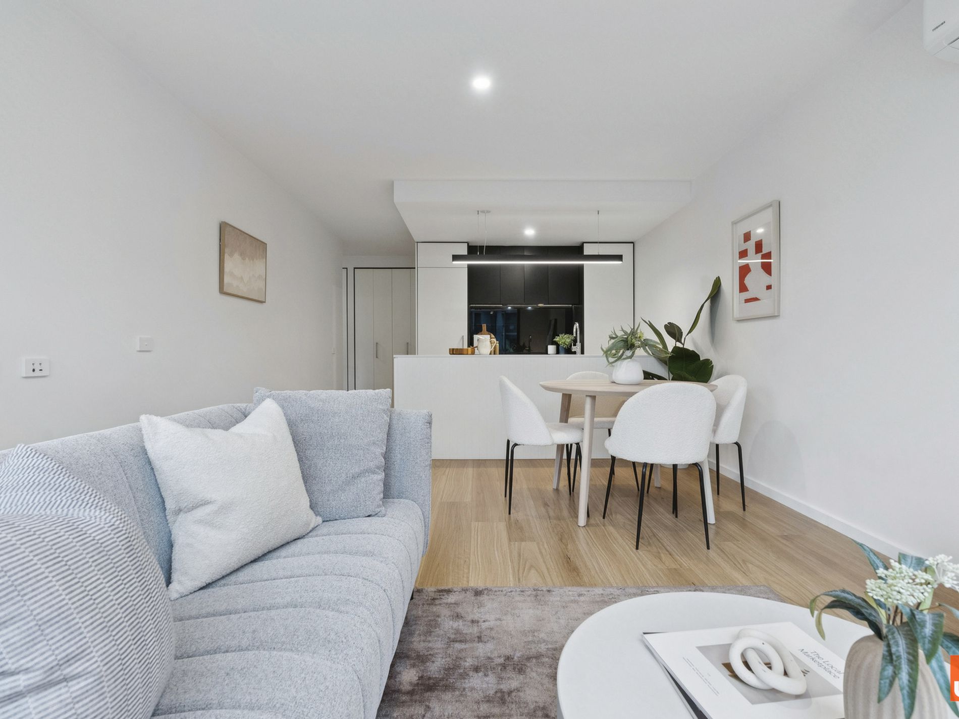 206 / 21 Challis Street, Dickson