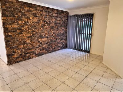 43 Passerine Drive, Rochedale South