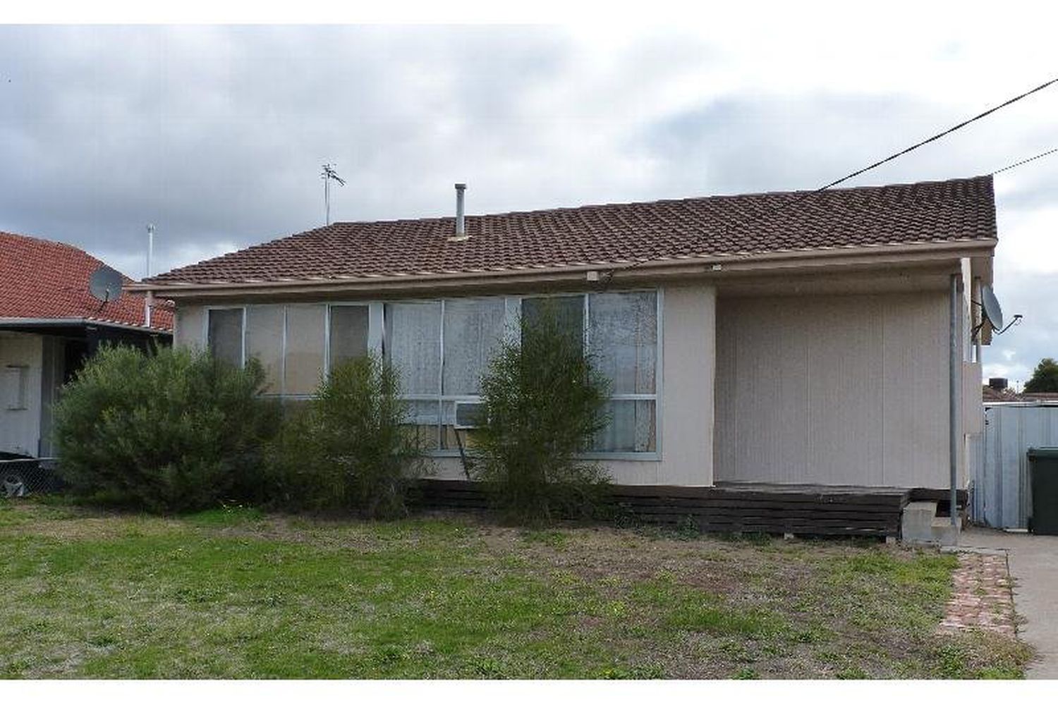37 Hennessy Street, Horsham