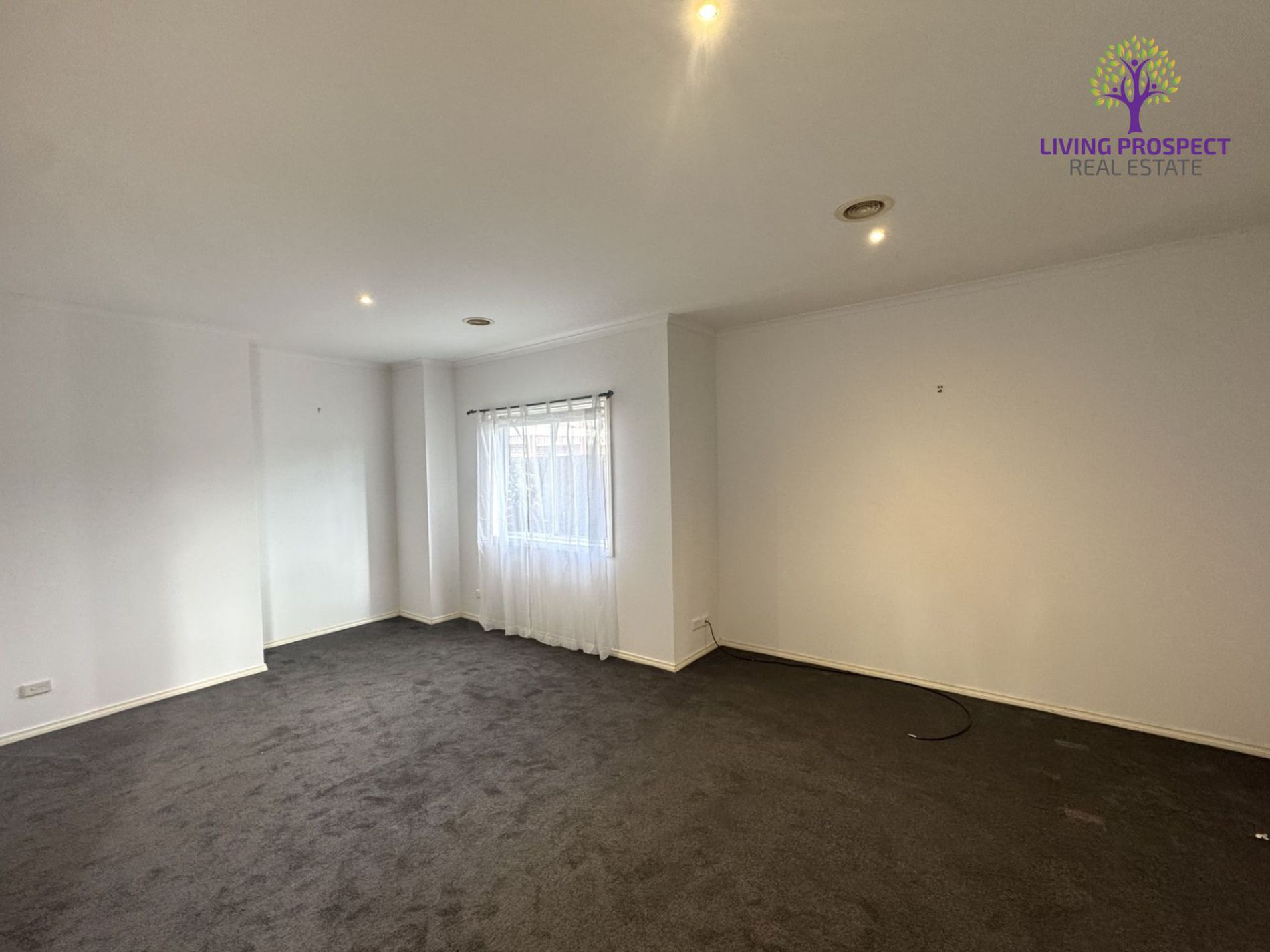 104 Foxwood Drive, Point Cook