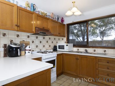 1 / 3 Opal Place, Morwell