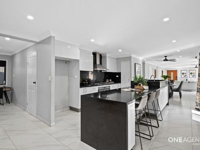 12 Falkland Street West, Heathwood