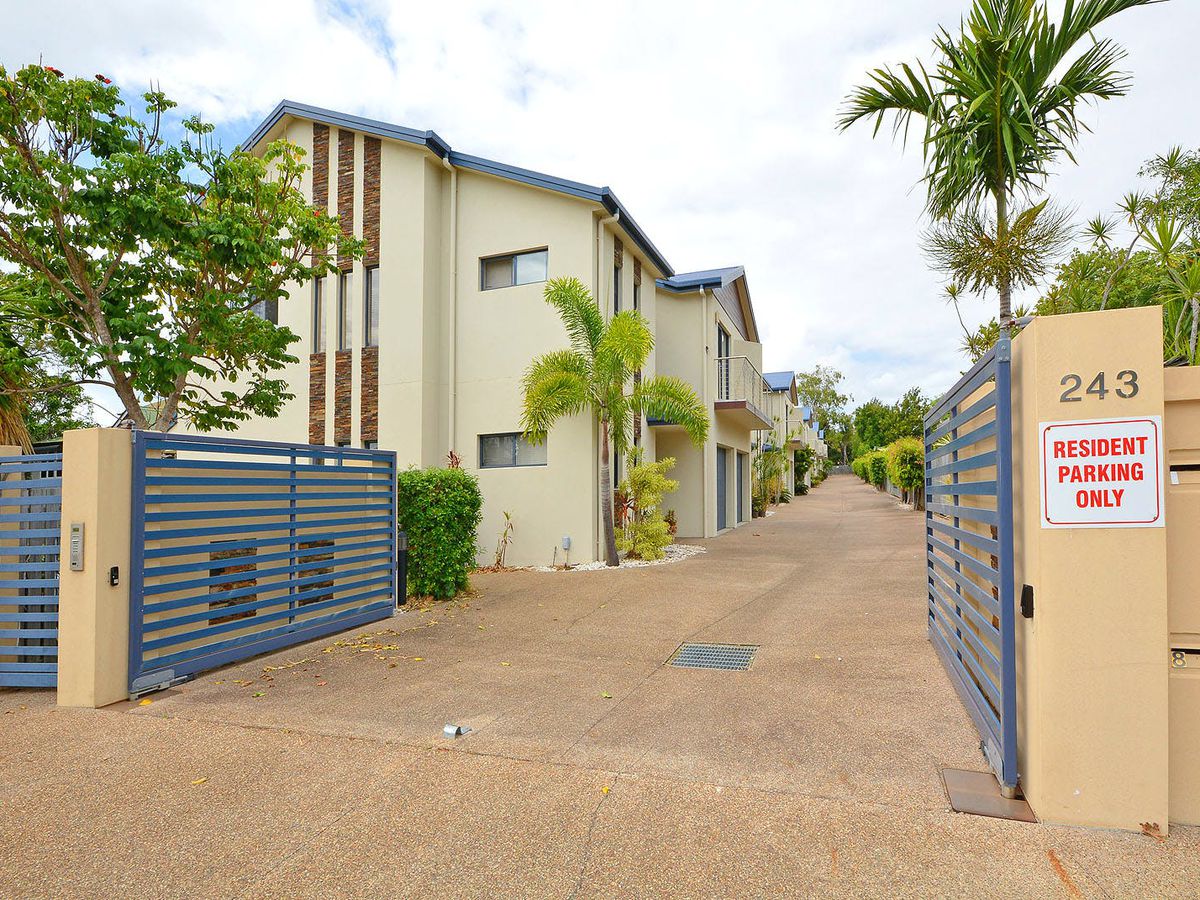 9 / 243 TORQUAY TERRACE, Torquay
