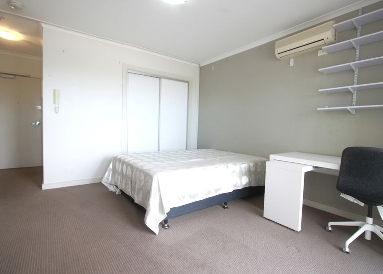 24 / 41 Railway Avenue, Oakleigh