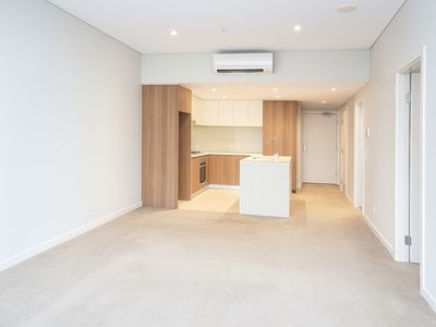 C713 / 18 Footbridge Boulevard, Wentworth Point