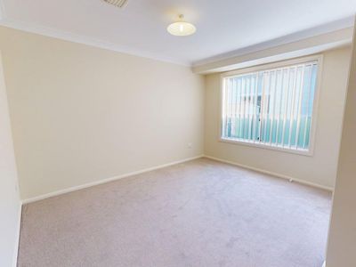 2/4 Parkes Street, Forbes