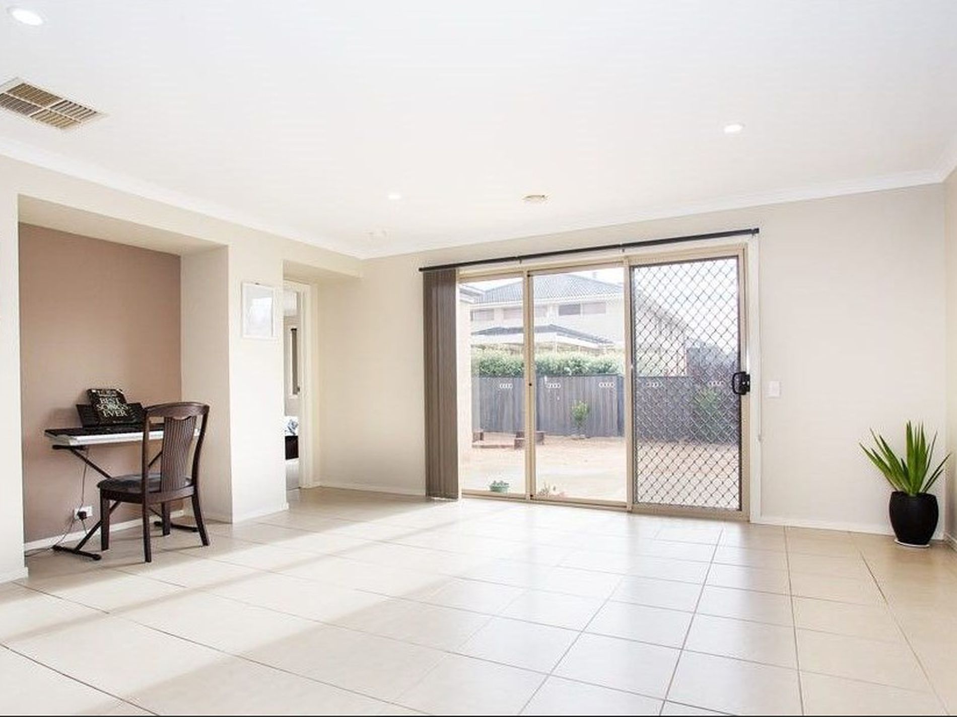 12 Kingbird Avenue, Tarneit