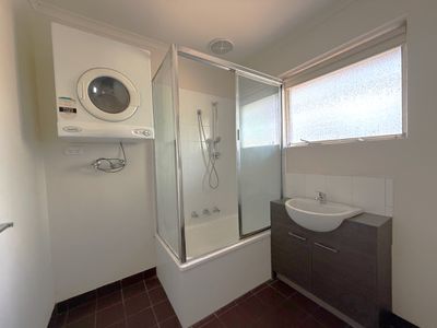 7 / 3-5 Hargreaves Crescent, Braybrook