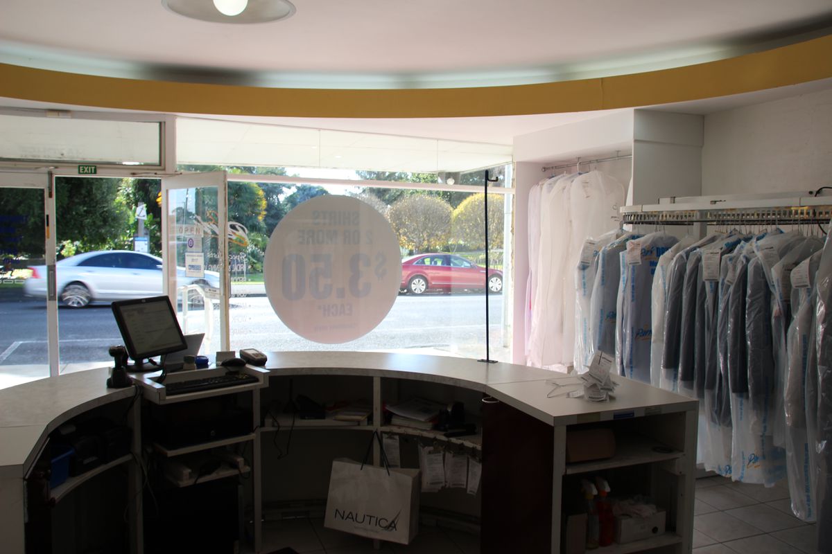 PARK DRY CLEANERS Herbert Commercial