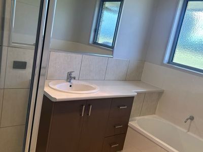 90-92 Rosella, Kingaroy