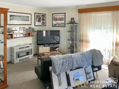 2 / 10 Gleed Street, Horsham