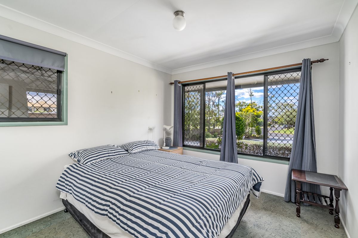 Large Bedroom | Private Bathroom | Shared Living