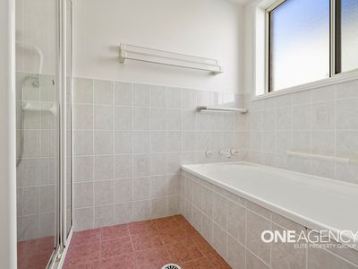 36 Golden Wattle Drive, Ulladulla