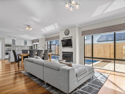 10A Reynold Road, Applecross
