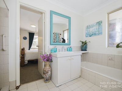 104A Camarino Drive, Woodvale