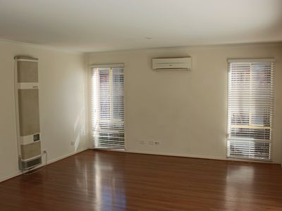 11 Scherbourg Place, Hoppers Crossing