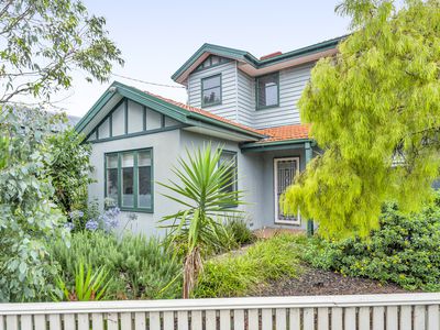 171 Douglas Parade, Williamstown