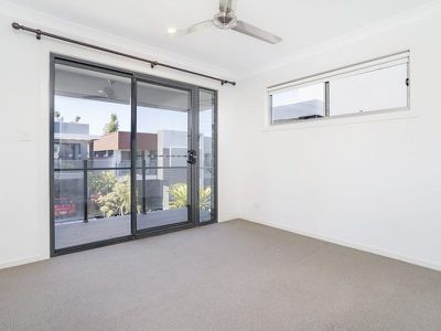 10 / 46 Avondale Crescent, Parkinson