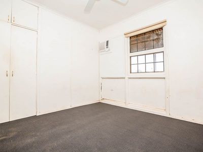 25 Somerset Crescent, South Hedland