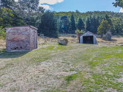 149 & 164  Cross Road, Lucaston