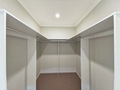 23 Abbotswick Circuit, Williams Landing