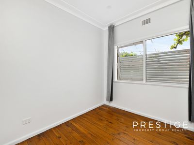 Flat 2/7 Rawson Street, Rockdale