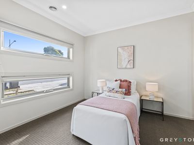 12 City Vista Court, Fraser Rise