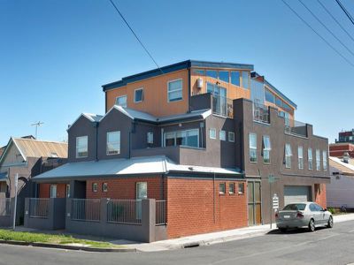 2 / 16 Lambert Street, Richmond
