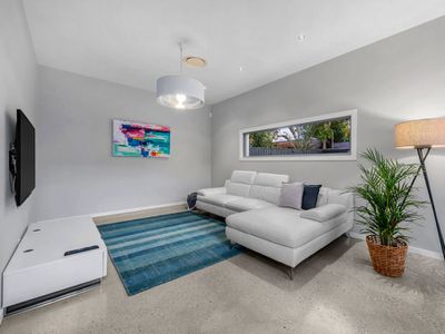 9 Foxwood Circuit, Wakerley