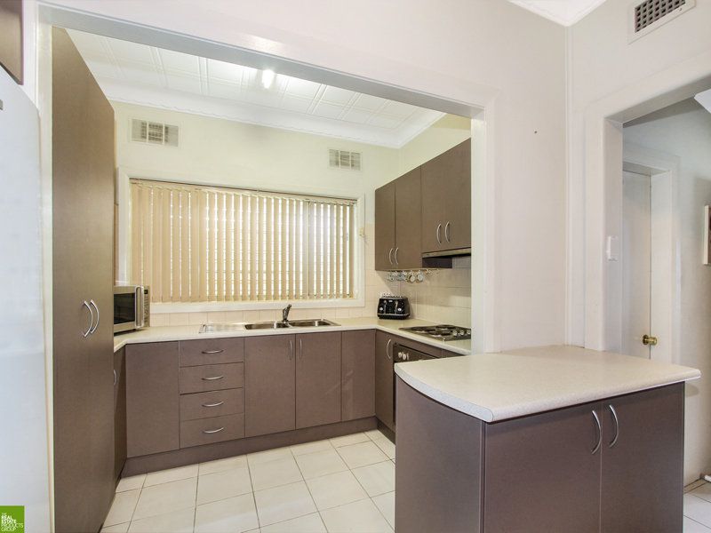 221 Princes Highway, Albion Park Rail